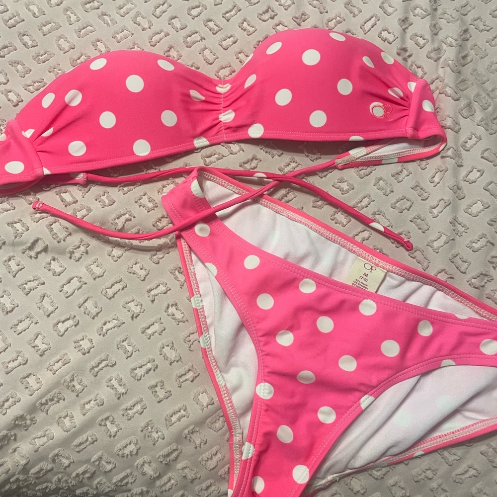 Strapless bikini